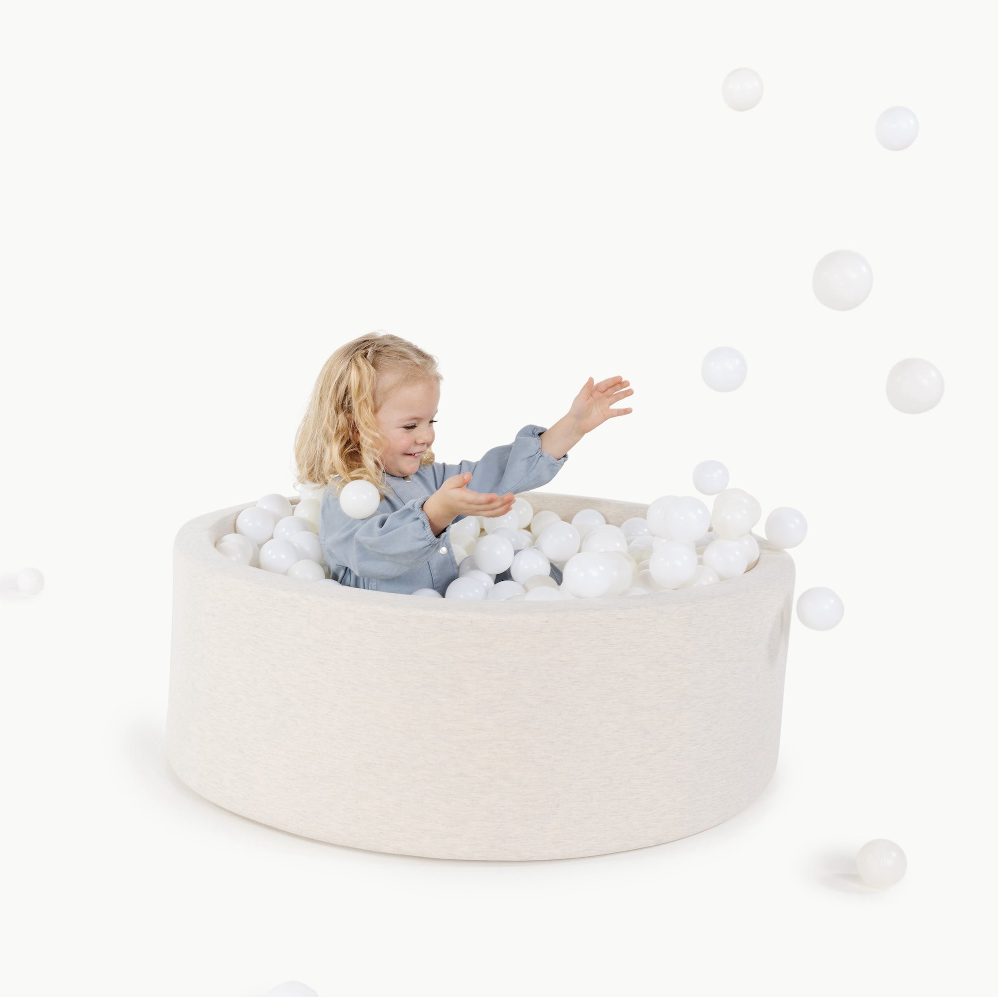 Rollic_Ball_Pit_heaoat4_48c99fbc-70bf-49e0-9f93-f209e667c82b.jpg